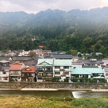 三朝温泉　依山楼　岩崎