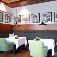 １階レストラン（雰囲気良し）