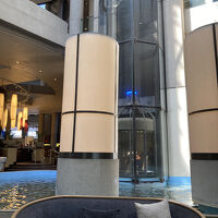 4つある棟ごとにエレベーターあり。