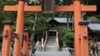 伊賀忍者の頭領、服部一族の祭りが行われる人社