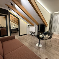 どの部屋からもテラスに出られます。