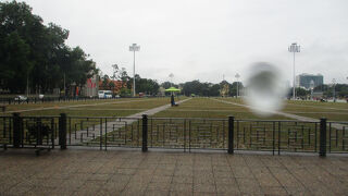 バーディン広場