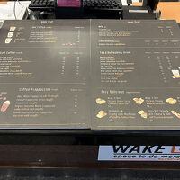 68THBの朝食は、左上のコーヒー・右下のメニューから選択