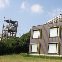 ホテルの建物もいろんなタイプで