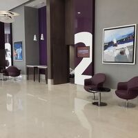 ヨーロッパ系ホテルらしくロビーがシックでした