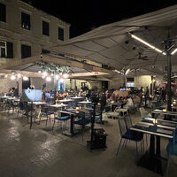 エントランス前の広場