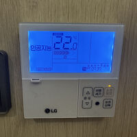 エアコンのパネルはハングルです。。。