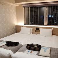 那覇の夜景が部屋から見れました。