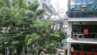 スクンビット プラザ