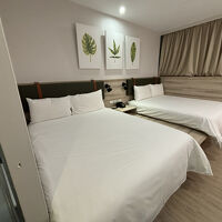 ダブルベッドが二つの４人の部屋