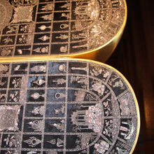 螺鈿細工が美しい足裏