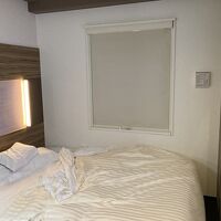 部屋ダブルベッドシングルユース