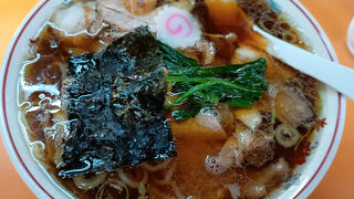 青島食堂 宮内駅前店