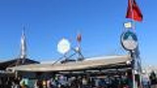 サバの香りが漂ってくる。