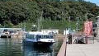 海軍ゆかりの港めぐり遊覧船 (北吸赤れんが桟橋)