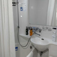 APAオリジナルバスルーム、狭い・・