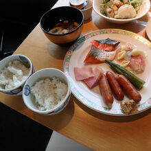 白米は産地２種類が用意されている