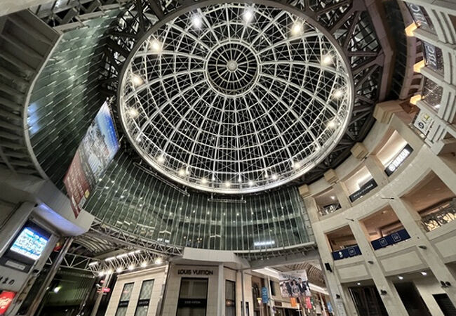 ３つのアーケード商店街の結節点