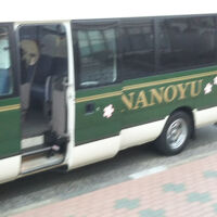 無料のシャトルバス