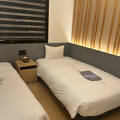 シンプルできれいな客室のホテル