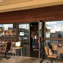 屋外のテーブル