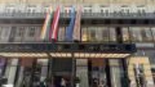 ホテル アストリア ウィーン キュリオ コレクション バイ ヒルトン