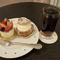 1日目のテイクアウトのケーキ