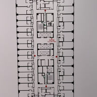 左が北側、トレインビューの部屋ですが、ほとんどはシングル