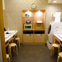 ２階洗面台とランドリー