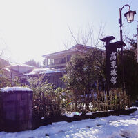 普通の家屋に看板が有ります