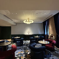 ロビーラウンジ