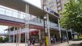 お客さんもゆっくりしているように感じます