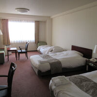 ツインベッド+エキストラベッドの客室