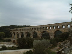 ローマ人による水道橋＋アヴィニョン、ニーム