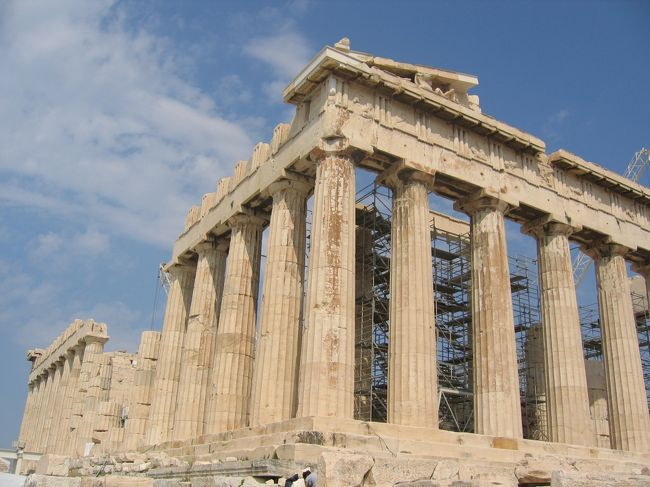 ２００４年オリンピックが開催される<br />ギリシャに行ってきました。<br />アテネとサントリーニ島７泊９日の旅。<br />世界遺産とエーゲ海の素晴らしさを<br />ぜひチェックしてみてくださいね♪<br />【７日目】アテネ・世界遺産etc...<br />