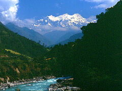 アンナプルナ一周の旅　豊な大地を歩き始める。その２