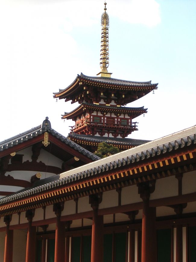 奈良の世界遺産を見るべく、薬師寺、唐招提寺に行ってきました。