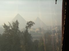 実は、ピラミッドって