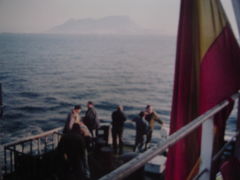 ジブラルタル海峡を渡る