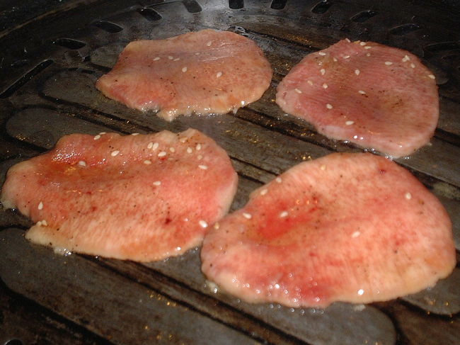 いって来ます。の投稿どうり焼き肉食い放題<br />＋飲み放題120元、前回6ヶ月前１００元<br /><br />いって。来ました。美味かった、<br /><br />蘇州の商業街こんな１００元のお店７０店もあります、