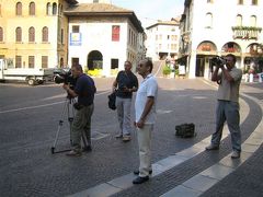 強行TV撮影隊が行く