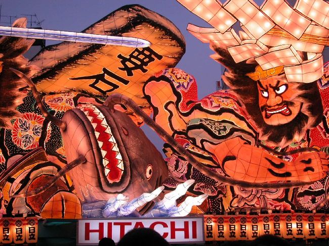 寝台特急日本海に乗って、夫と二人で青森へ。<br />ねぶた祭を見た。