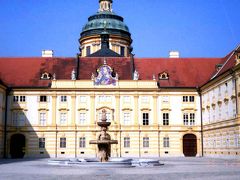 メルク　と　エマースドルフ　