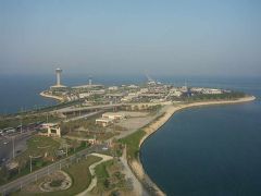 海の中の税関、ﾊﾞｰﾚｰﾝとｻｳｼﾞを繋ぐ橋：ｋｉｎｇ Fahad Causeway