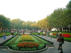 上海・１０月の朝の復興公園