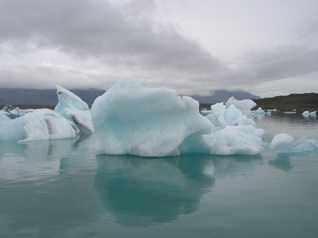 ヨーロッパ最大（グリーンランドとスヴァルバードは含まない）の氷河Vatnajokull、素晴らしく美しい。今年は氷河三昧しています。