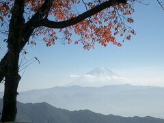 昇仙峡からみた富士山もなかなかです