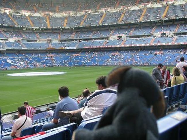 スペインのしゅと、マドリードでレアルマドリードのサッカーをみてきたよ。