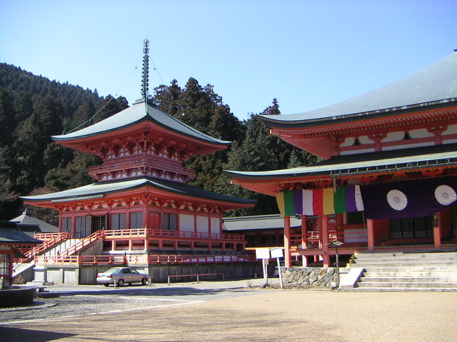 名古屋近郊のドライブ旅行の紹介。<br />第10弾は「比叡山・琵琶湖・安土城跡」日帰りハイキング旅行です。<br />名古屋から遠いので、早朝に家を出発し、国道21号線と8号線を使い9時半頃、坂本のケーブルカー乗り場に到着。