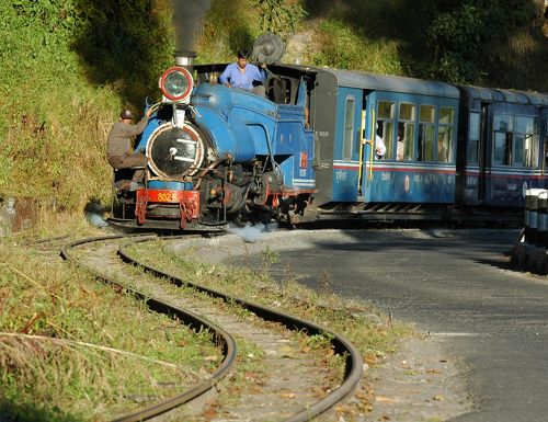 Halfway to Heaven　ダージリン鉄道 Halfway to Heaven ダージリン鉄道 Halfway to Heaven